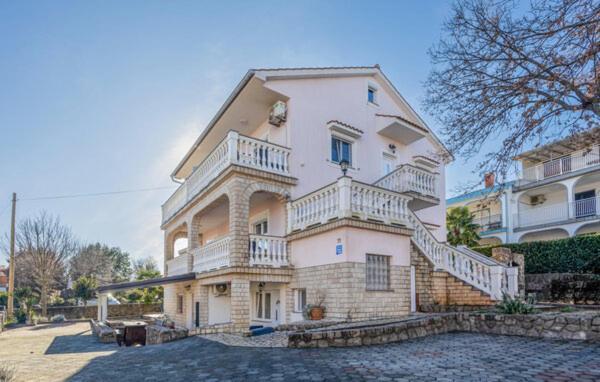Apartment Sabina&Zoran Malinska Dış mekan fotoğraf
